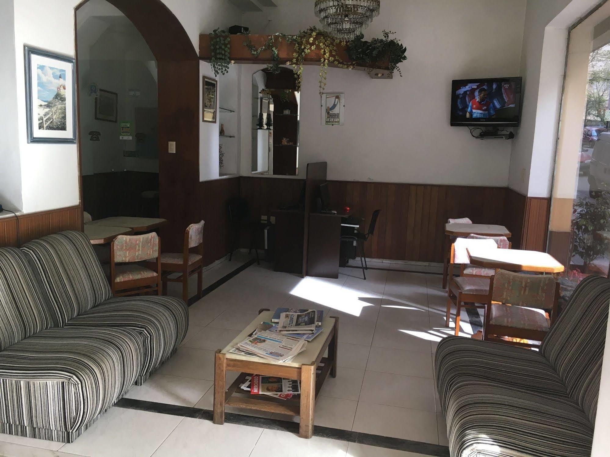Hotel Mediterraneo Montevideo Extérieur photo